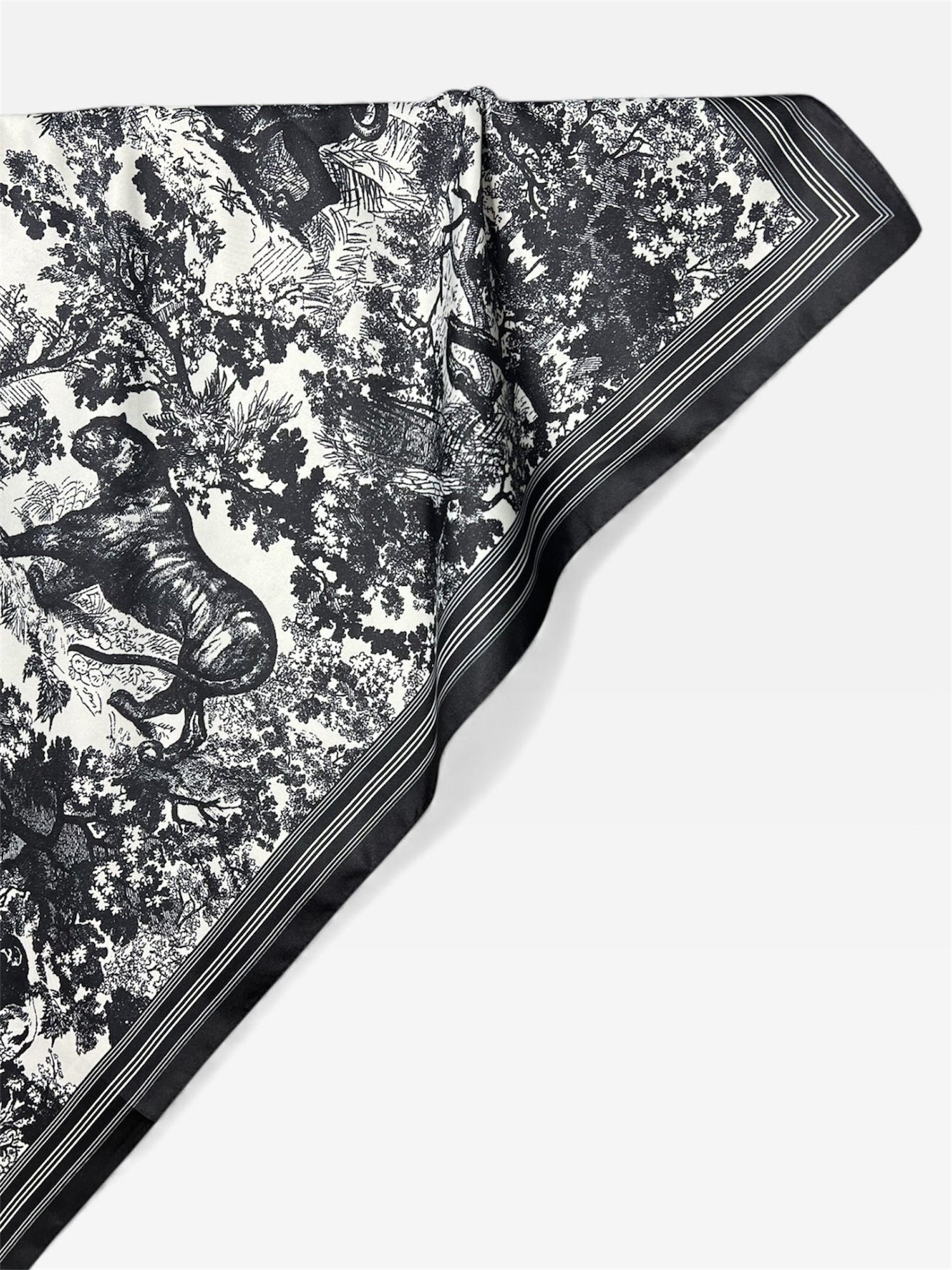 Kvadratisk Hijab Mönstrad