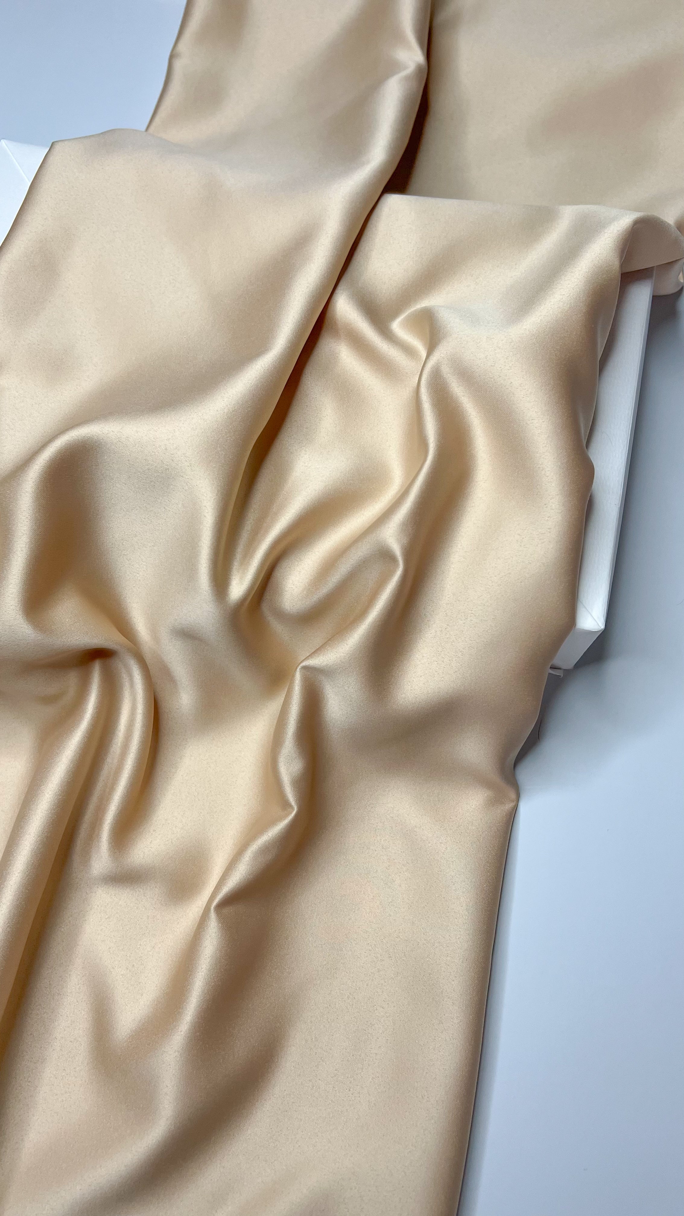 Square Veil Silk - Beige