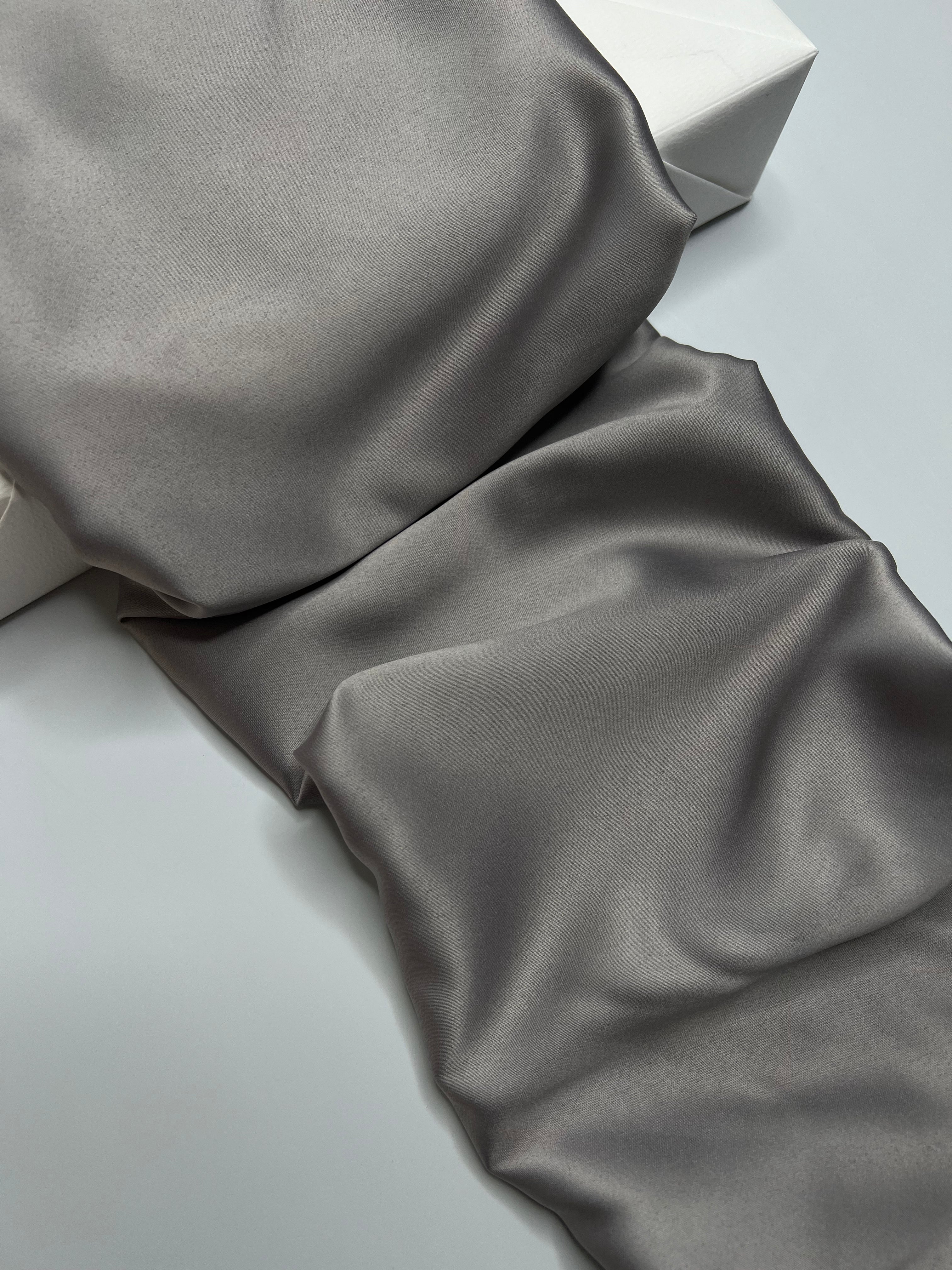 Square Veil Silk - Light Grey