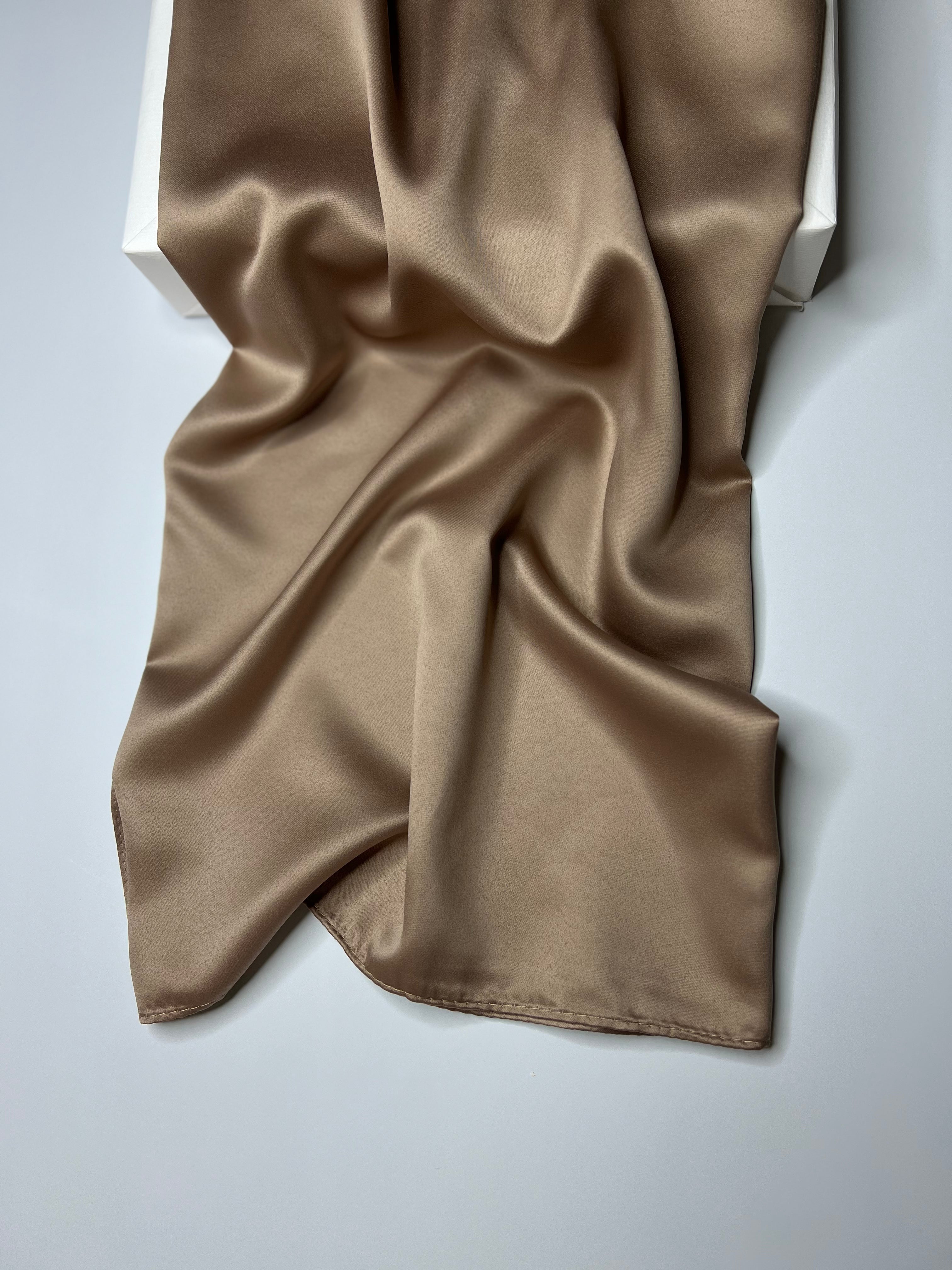 Square Veil Silk- Cappuccino