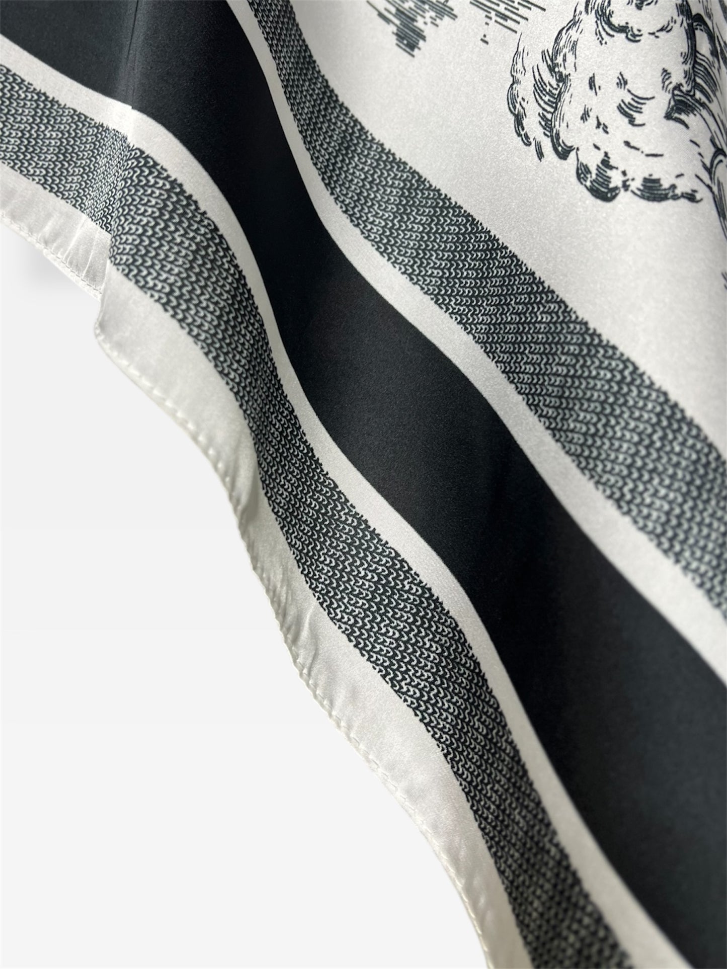 Square Hijab Silk - Forest Black