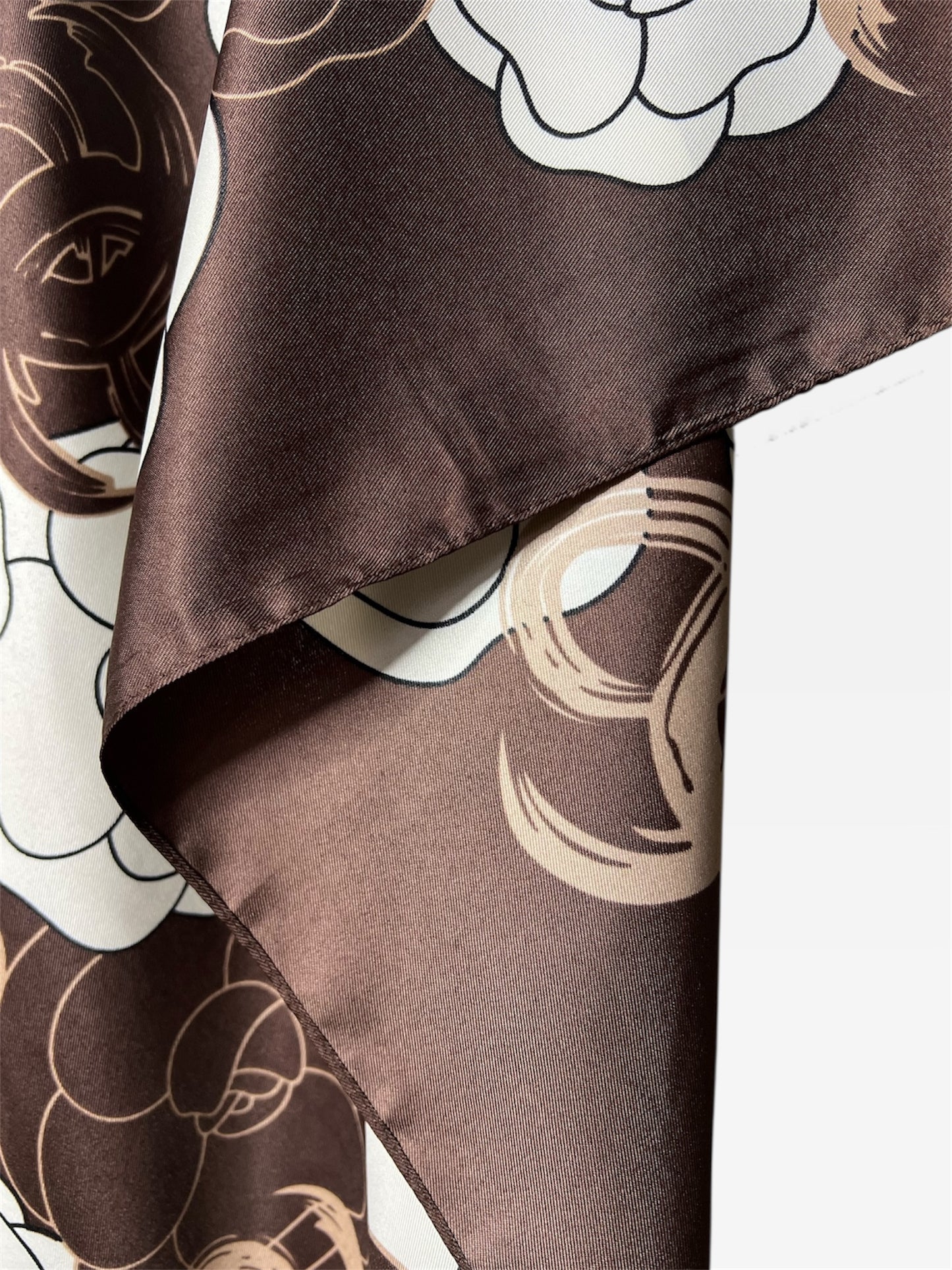 Square Hijab Silk - Floral Brown 